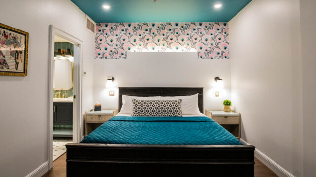 The-Star-on-Spring-Standard-Room-10-Bed-Front-2